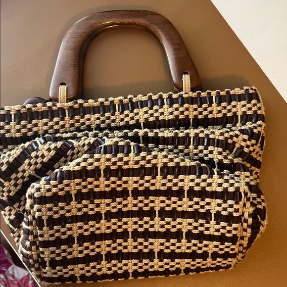 Vintage ‘The Sak’ Woven Handbag in Dark Brown and Tan with Wooden Handles - Picture 5 of 5